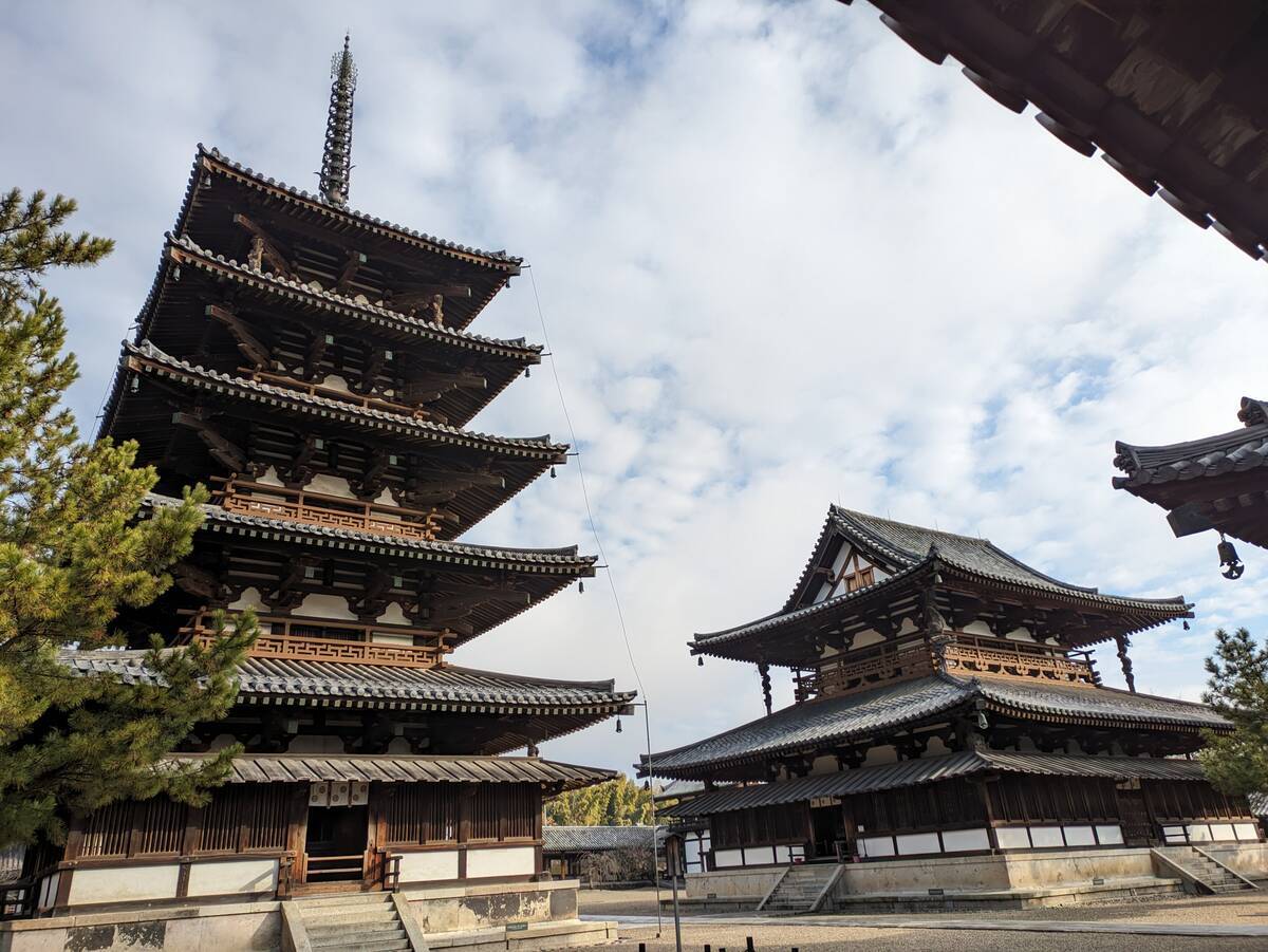 【大阪・奈良旅】『法隆寺』西院伽藍：世界最古の木造建築 - 東京ひとり時間