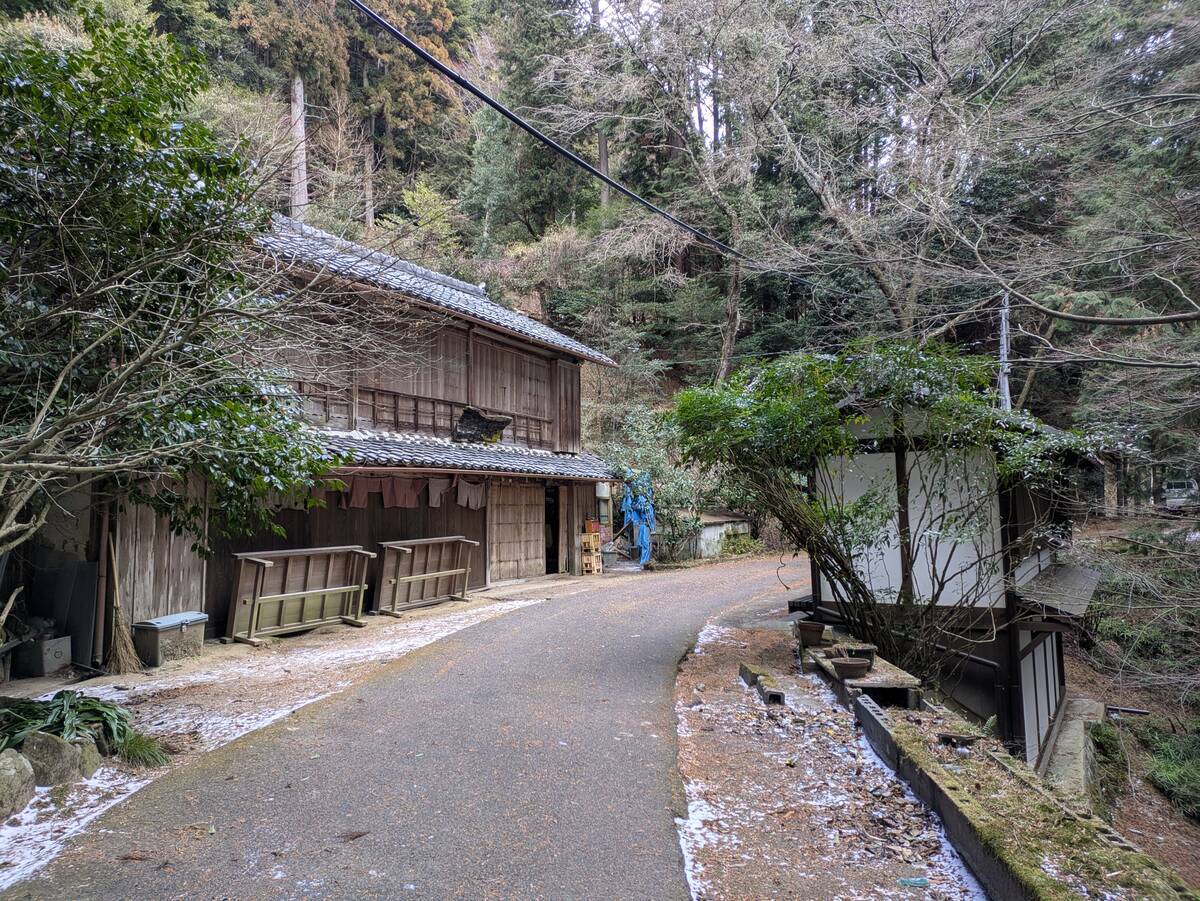 【奈良ひとり旅】『柳生街道 滝坂の道』ハイキング（2）｜滝坂の道入口～峠の茶屋まで 東京ひとり時間 
