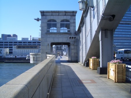 f:id:nicotakuya:20090404062111j:image