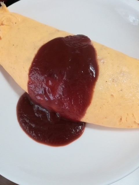 綺麗に巻けたオムライス