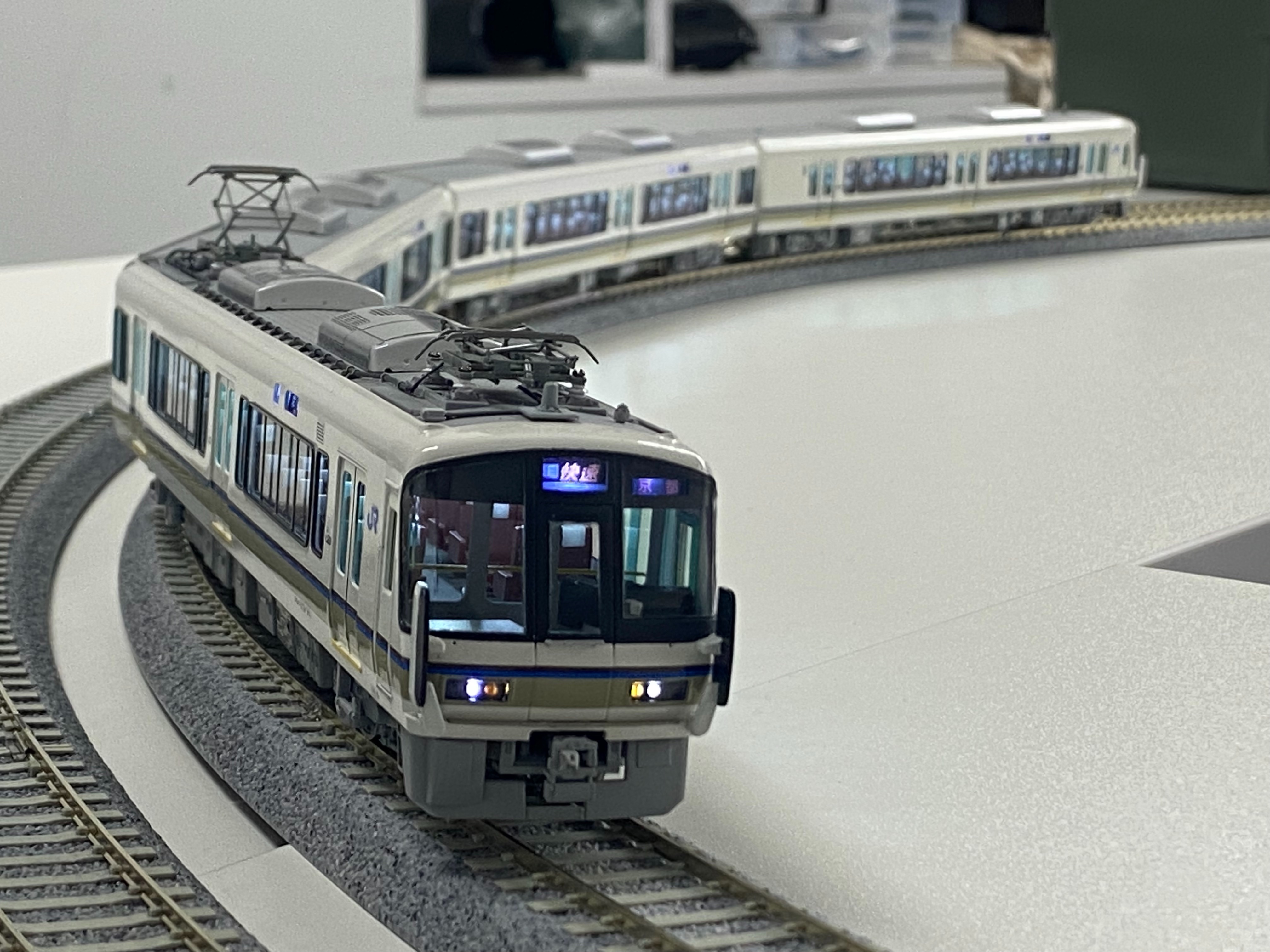 221様 16番 Tabuchi Train Models 221系 更新Wパンタ車キット 完成編 - 逢田