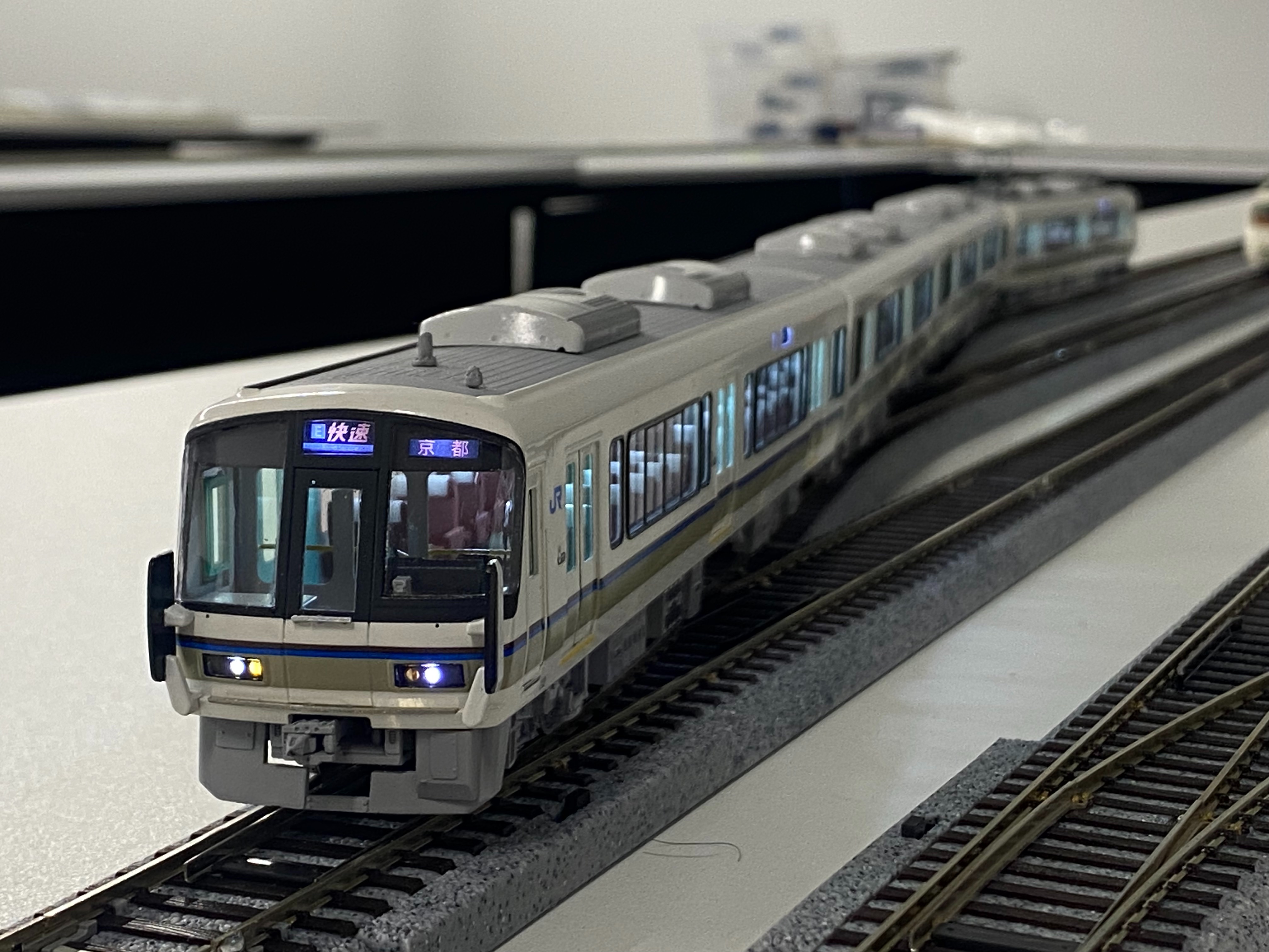 16番 Tabuchi Train Models 221系 更新Wパンタ車キット 完成編 - 逢田