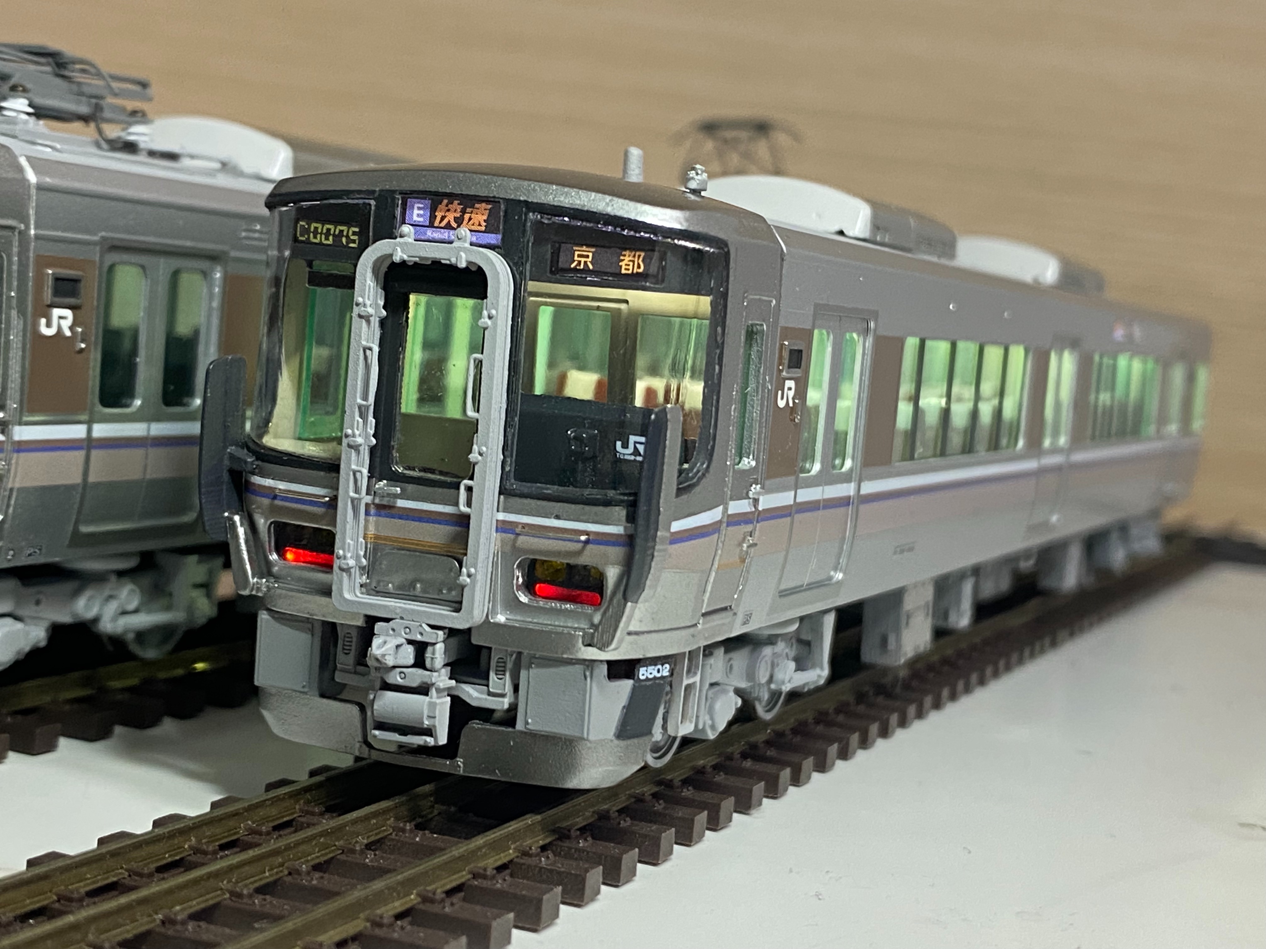 16番 Tabuchi Train Models 223系5500番台キットをリメイクする