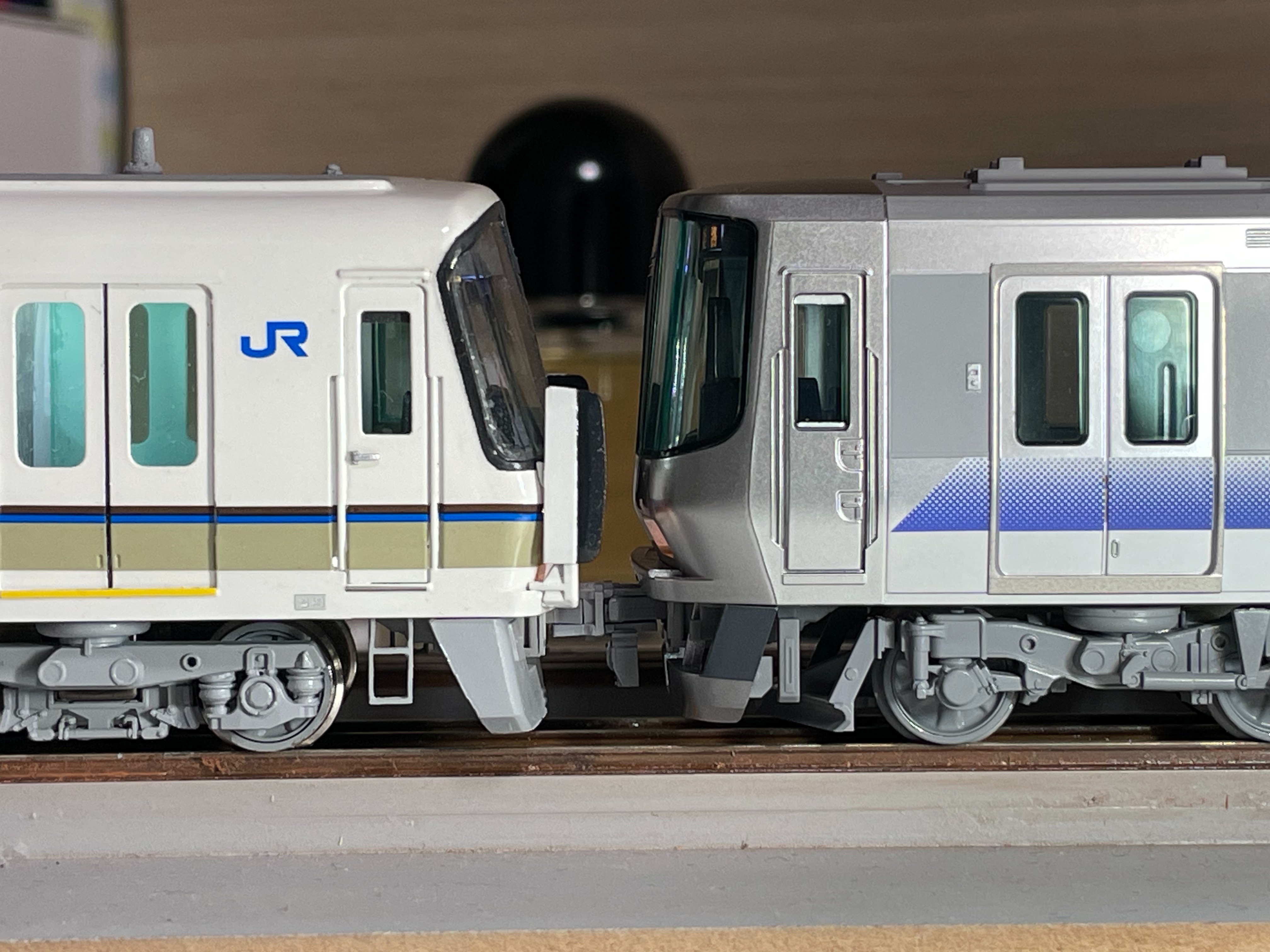 16番 TOMIX 223系2000番台から2500番台を製作する② - 逢田のブログ