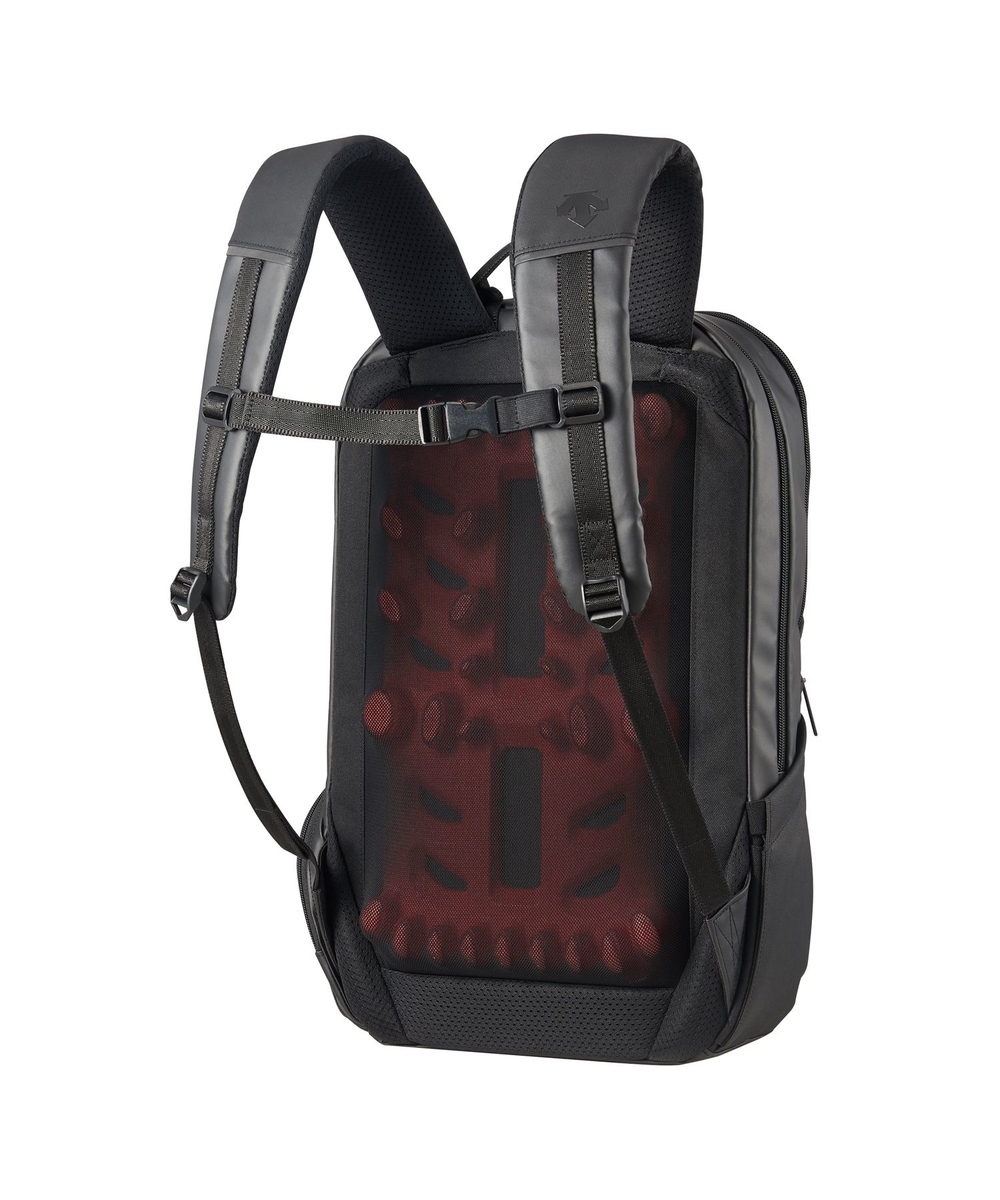 ー エアロストリームバックパックforビジネス 背面 ー