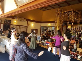 f:id:nihonmitsubachi:20181220101615j:plain