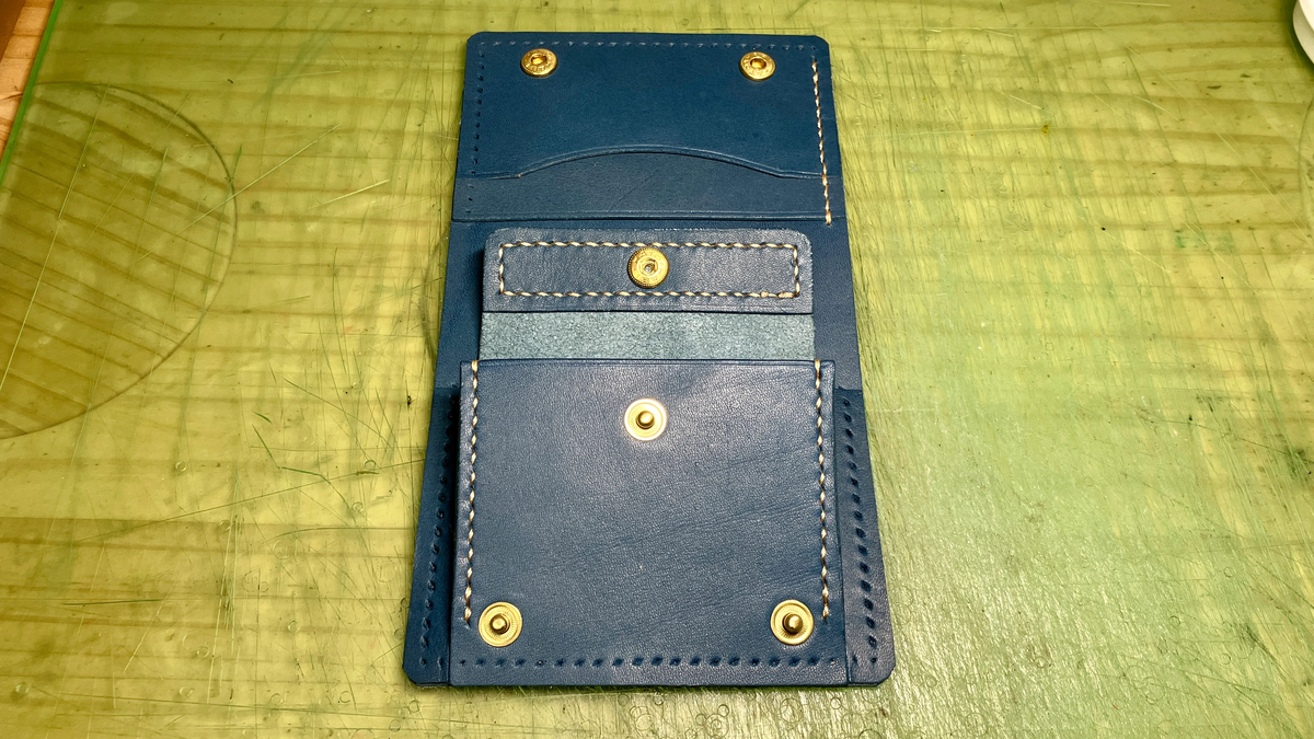 コインポケット全体の取り付け工程