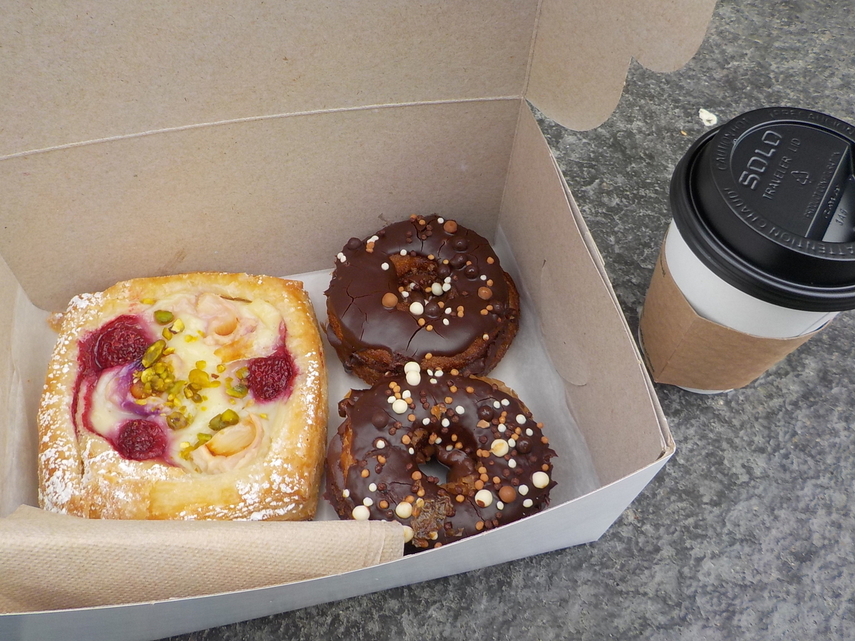 Crust Bakery uptown 孤独のグルメ★カナダ ビクトリア