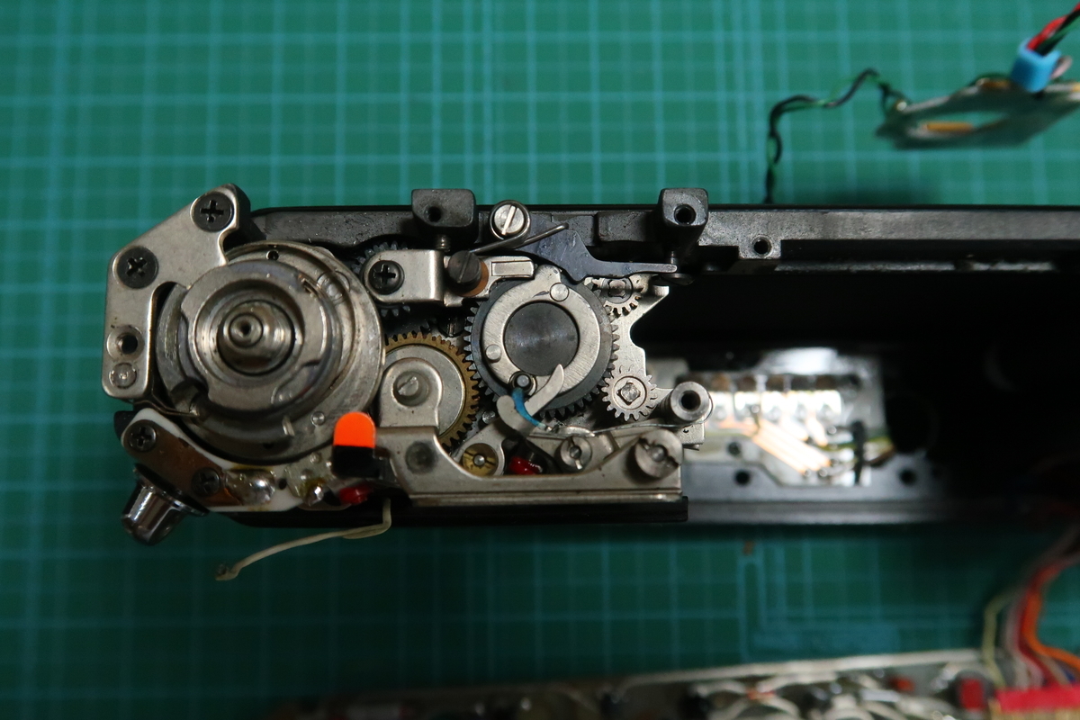 ペンタックスESの分解清掃 - にこらのブログ(カメラ修理)