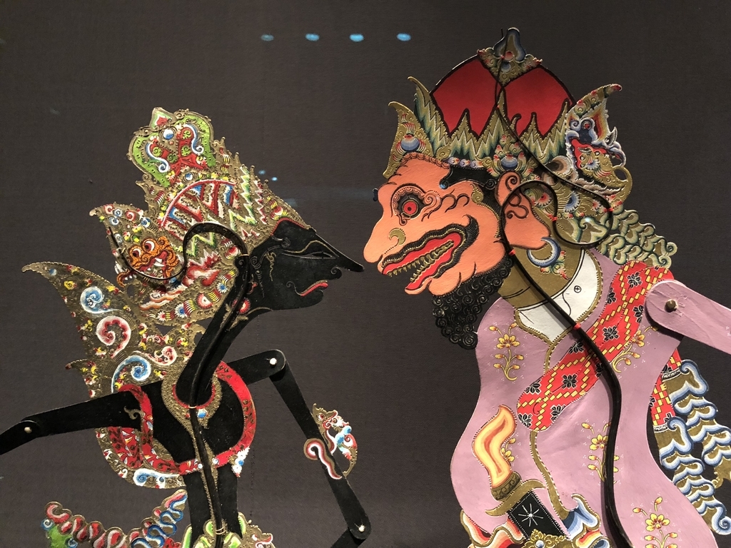 大きな屏風　200cm×187cm インドネシア　バリ島　布絵　ワヤン　クリ ワヤン・クリ @東京国立博物館 東洋館 - cafe de nimben