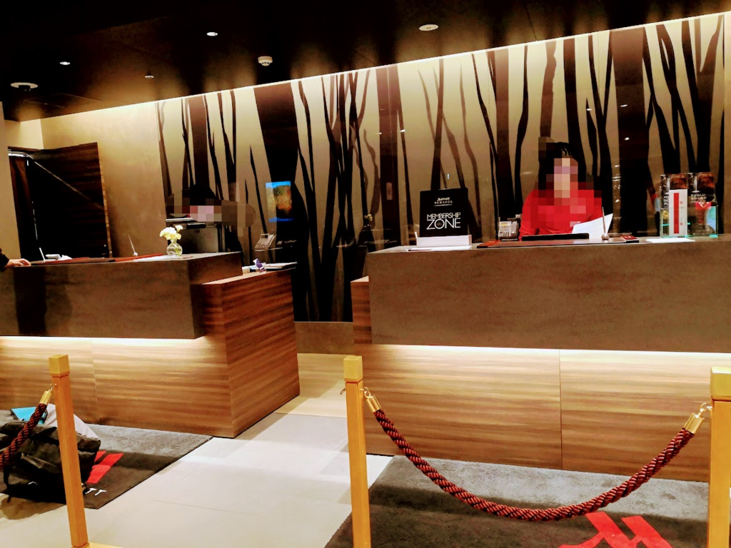 軽井沢マリオットホテルのフロント