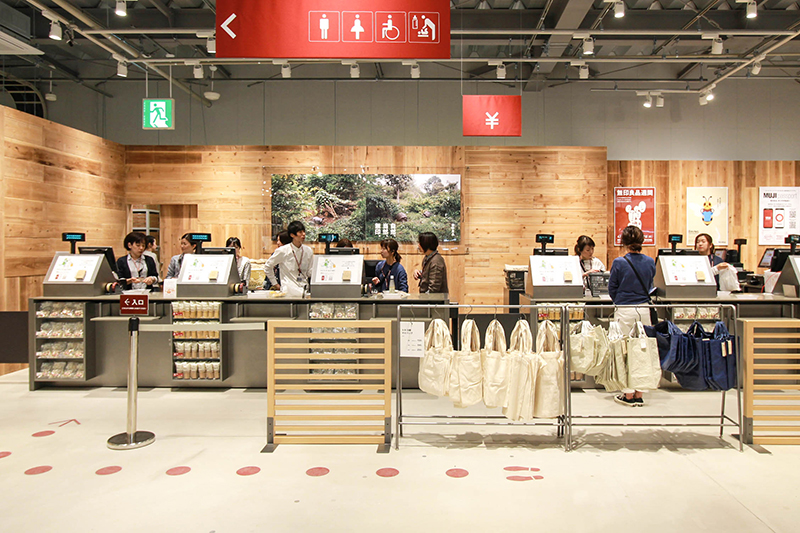 今年4月オープンの 無印良品 野々市明倫通り に潜入 北陸最大級の店内は見どころいっぱい 週末 金沢