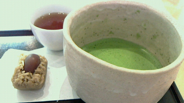優雅にお抹茶