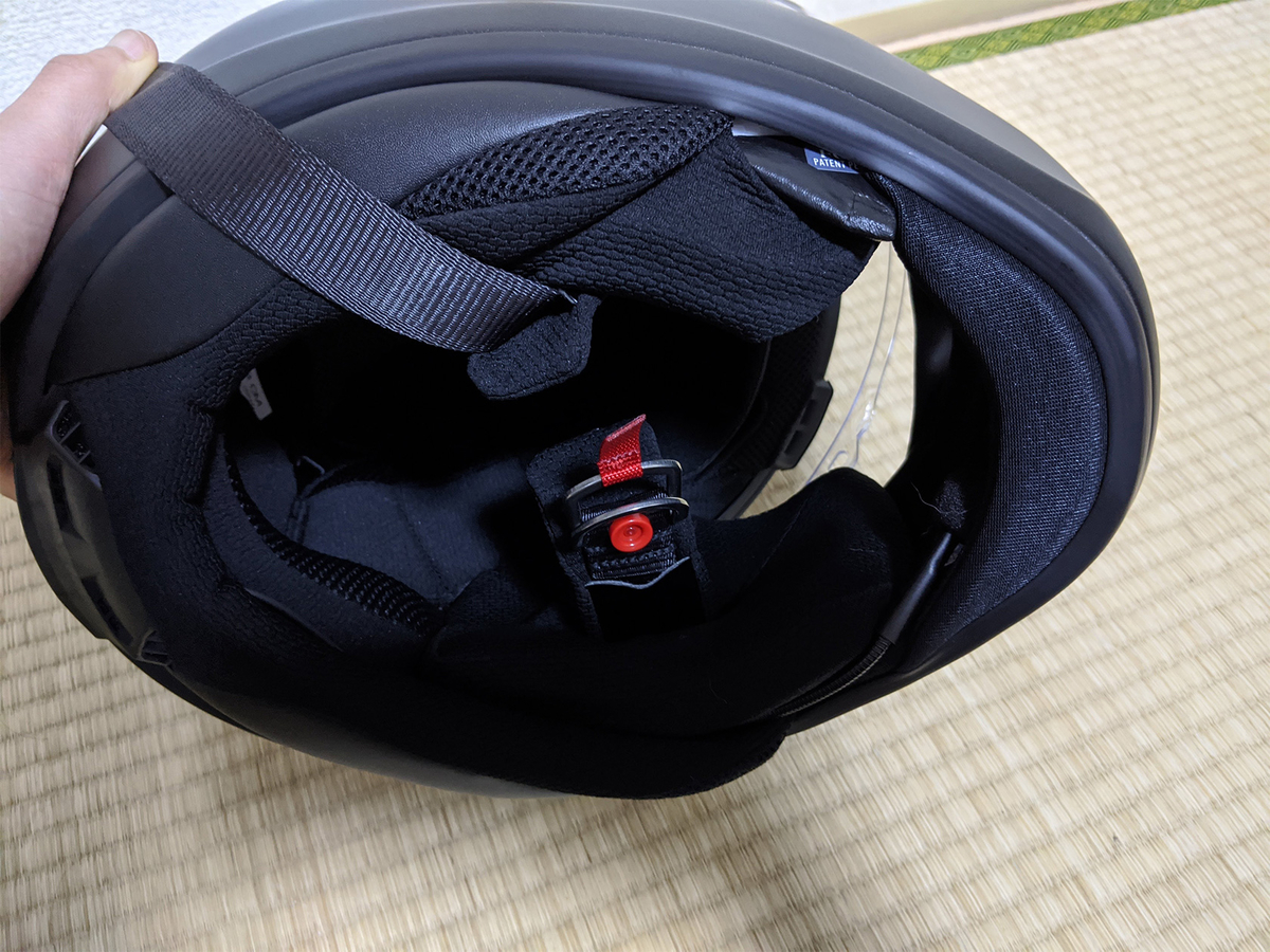 Araiラパイドネオに中華製の格安インカムを装着（Nikomaku L1M