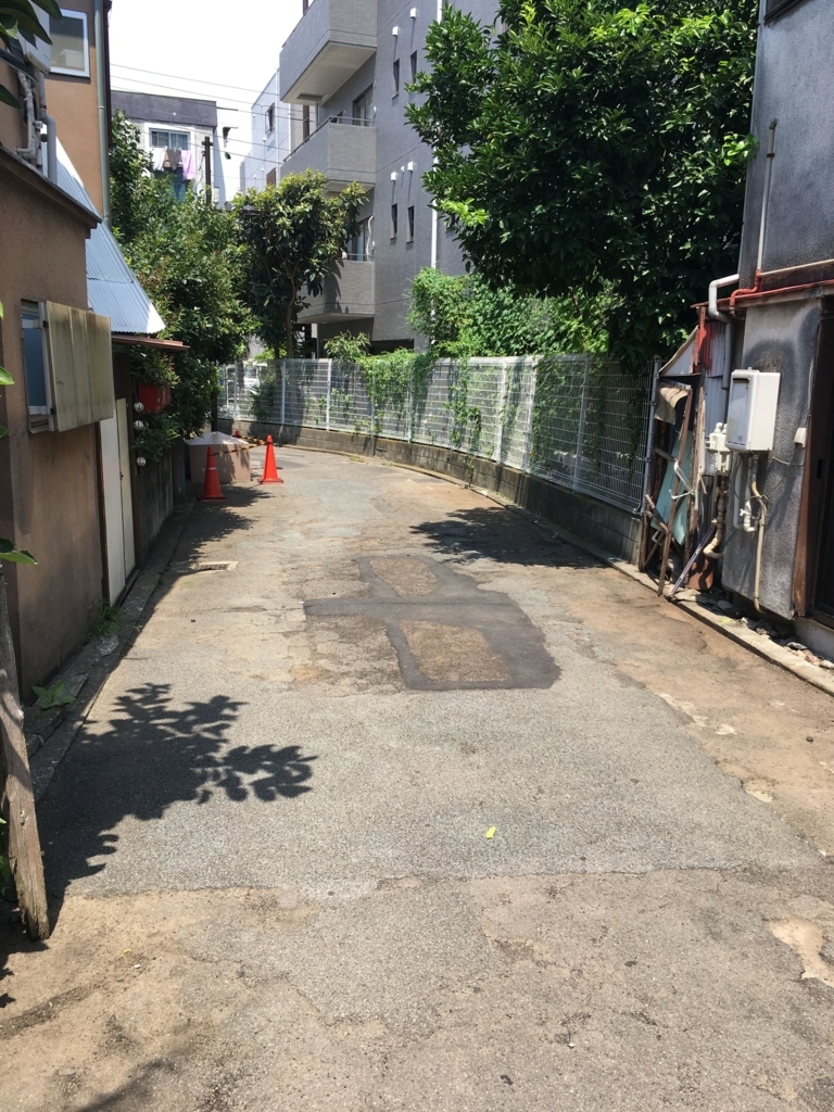 はごろも児童遊園（遊具が撤去された後）