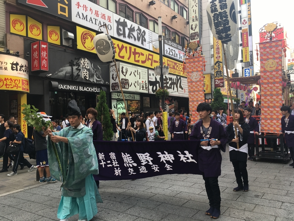 熊野神社例大祭（新宿）2018、ゴジラロード