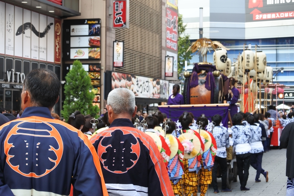 熊野神社例大祭（新宿）2018、ゴジラロード