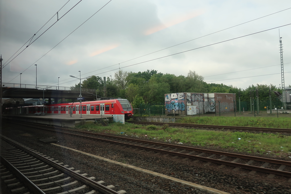 f:id:nishiuraexp:20190512210555j:plain f:id:nishiuraexp:20190512210555j:plain