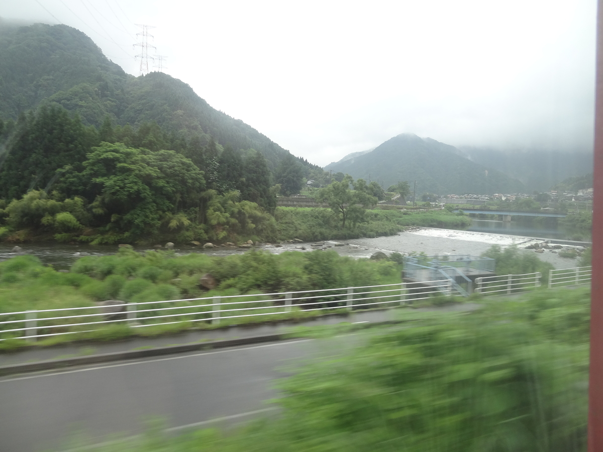f:id:nishiuraexp:20200425231123j:plain f:id:nishiuraexp:20200425231123j:plain