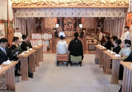 西野神社での神前結婚式