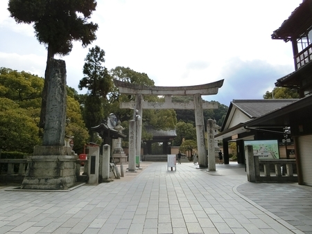 太宰府天満宮の鳥居と参道