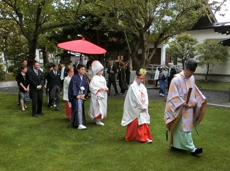 令和元年10月5日の神前結婚式（西野神社）