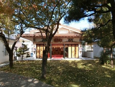 西野神社境内 秋の景色