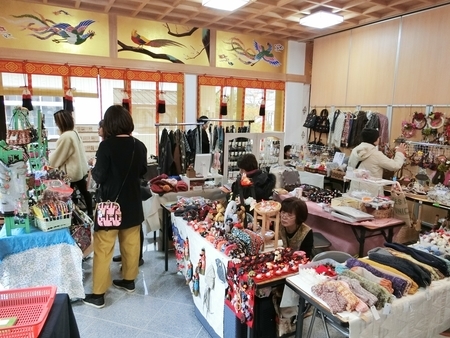 令和元年11月 天の岩戸のクラフト祭(西野神社儀式殿)