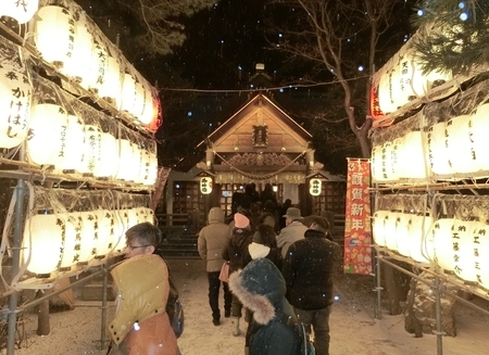 令和２年正月　西野神社 元旦の境内