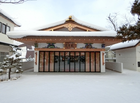 冬の西野神社儀式殿