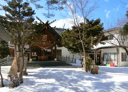 令和2年3月17日の西野神社境内の景色