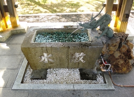 令和2年4月　西野神社手水舎（感染症対策仕様）