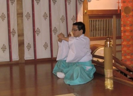 西野神社での鎮魂行法