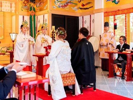 神前結婚式 (西野神社儀式殿)