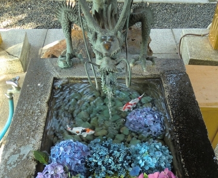 西野神社 花手水(令和2年8月)