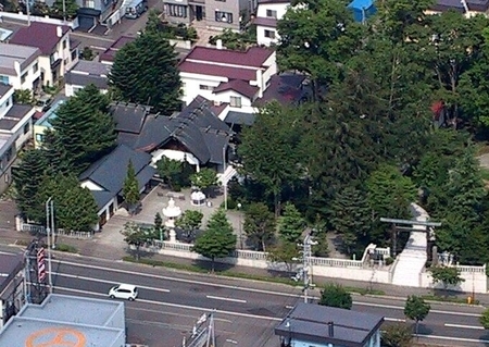 西野神社 社殿の航空写真