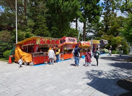 令和4年5月　西野神社での露店営業