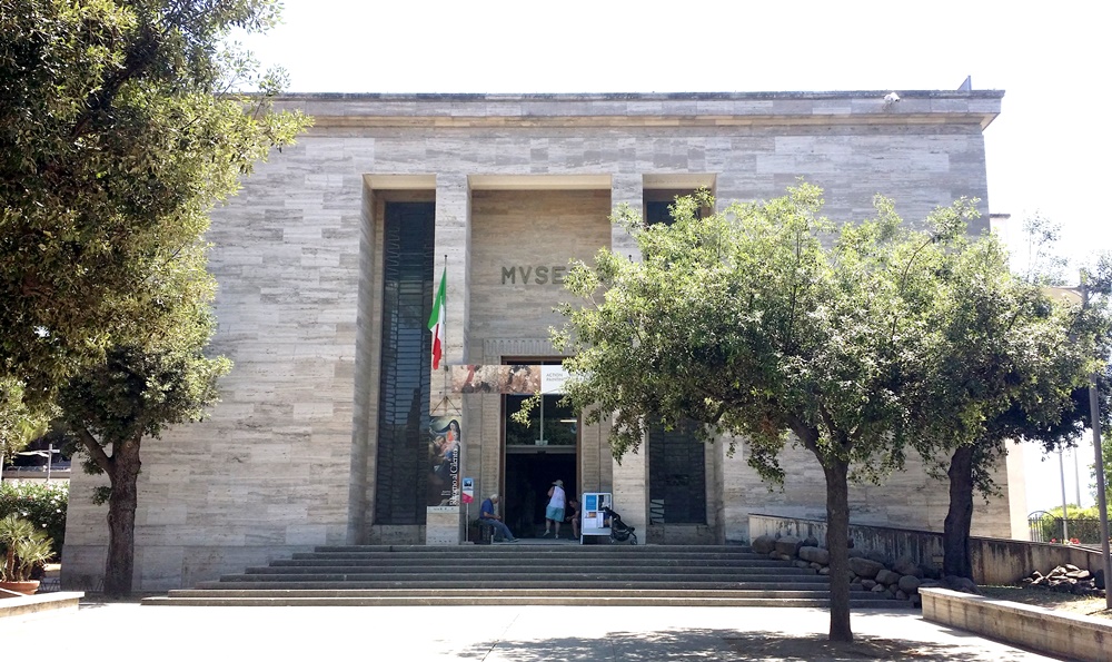パエストゥム考古学博物館 パエストゥム考古学博物館