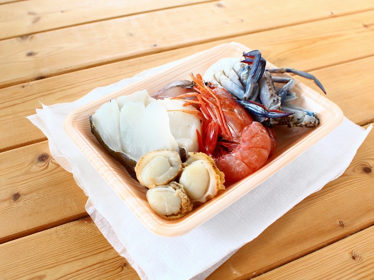 スーパーの海鮮鍋セットでイタリア料理「カッチュッコ」。濃厚な魚介の 