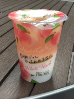 Annnin Cafe　白桃ジュレ＆ふんわり杏仁2