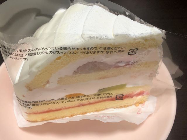 苺のフルーツケーキ2