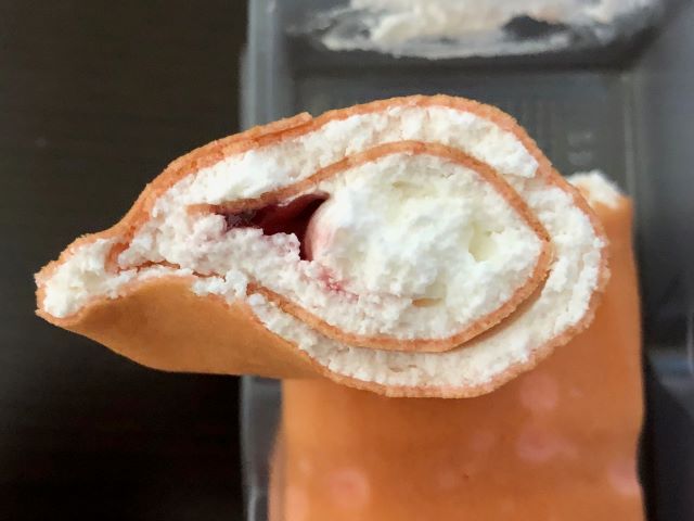 あまおう苺のスティッククレープ