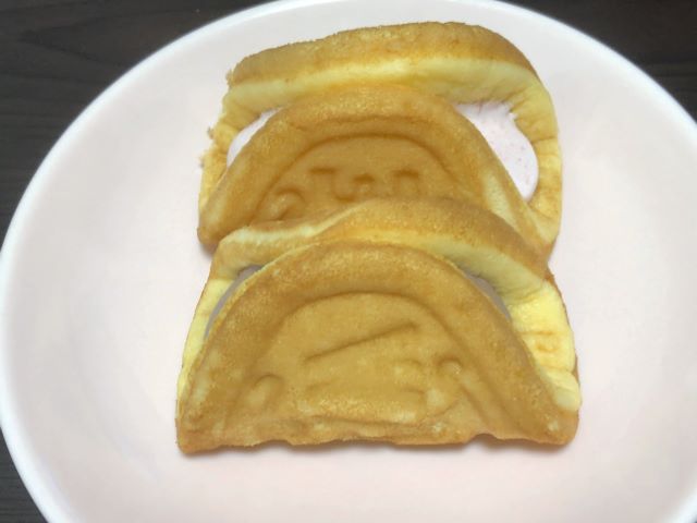 ふんわりワッフル　あまおう苺クリーム＆チョコクリーム3