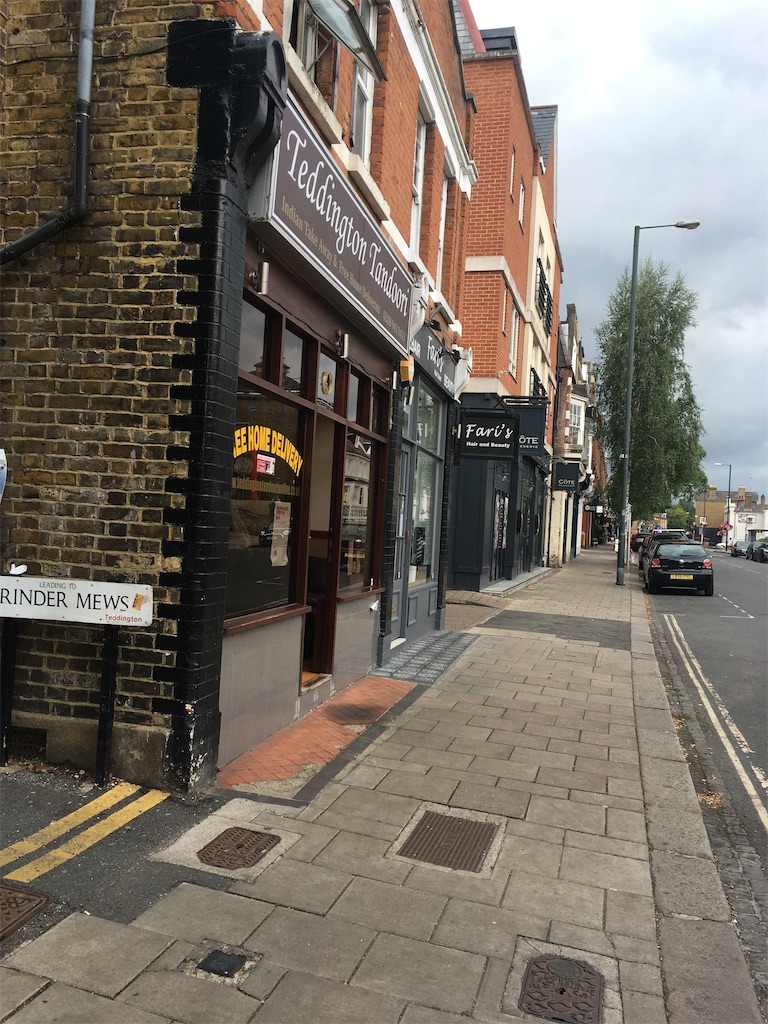 ロンドン探検隊 テムズ川沿いのおしゃれタウン Teddington テディントン 散歩 ロンドン リッチモンド 暮らしの備忘録