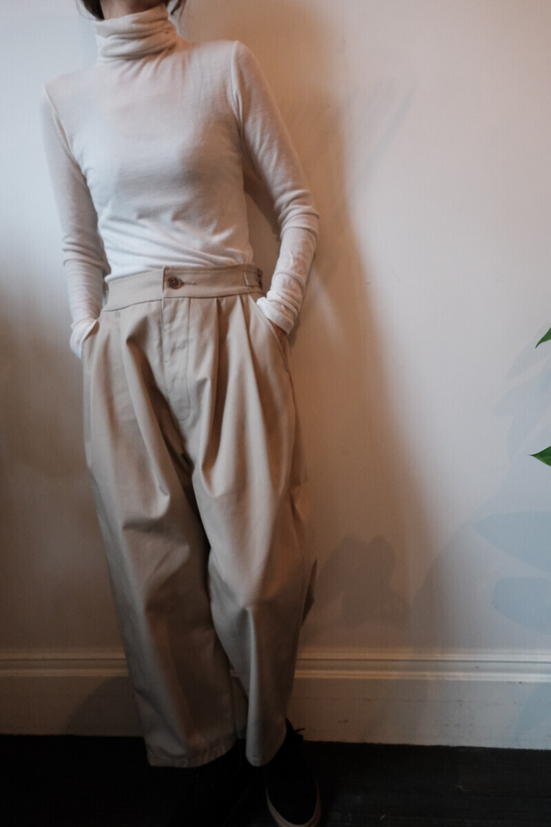 パンツ POSTELEGANT Cotton Duck Trousers (Beige) COTTON DUCK TROUSERS Beige | Dresswell online store