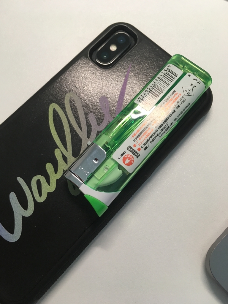 【レビュー】iPhoneXケース「WAYLLY」(ウェイリー)は壁に貼り付ける機能抜きにしても普通にスマホケースとしていい!