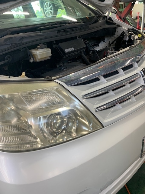 もんざいリア1 トヨタアルファードANH10 ANH15 MNH10 純正 右側RHフロント