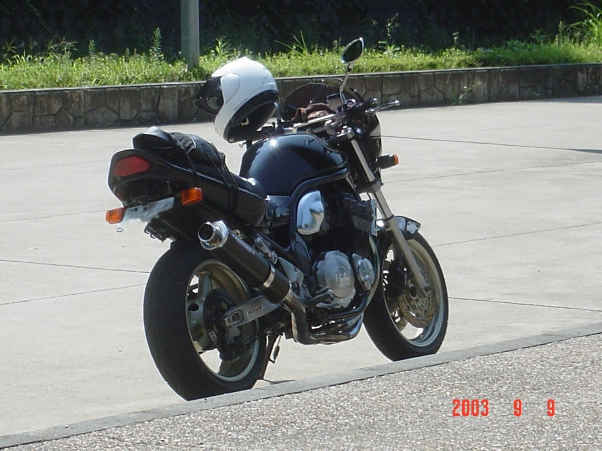 GSF1200 値下げしました。 GSF1200 値下げしました。 (UT) 糸満のバイクの中古あげます・譲ります