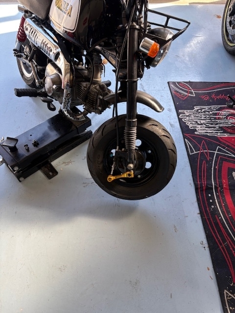 ゴリラ フロントフォークにガタ！ （応急修理偏） - 気ままなﾊﾞｲｸ生活