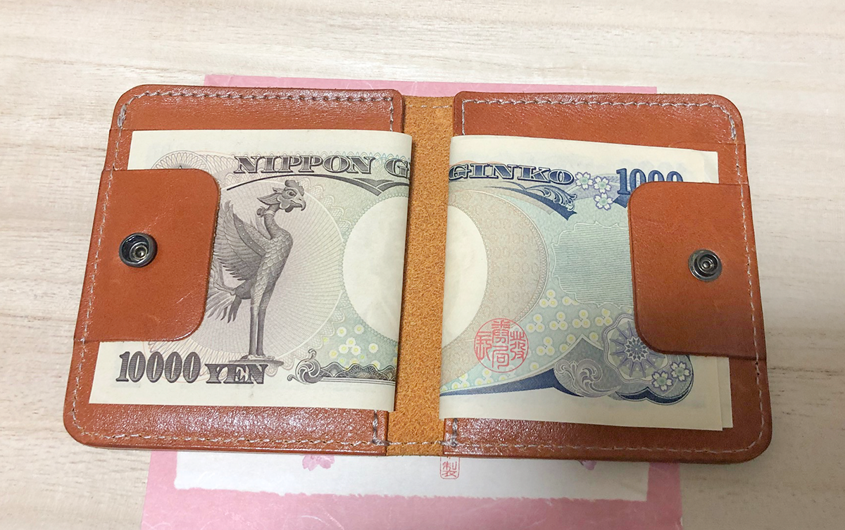 ケンケンページ ゴートベーシック 二つ折りBOX財布｜商品一覧 | 革財布、バッグの, image size:1200x753